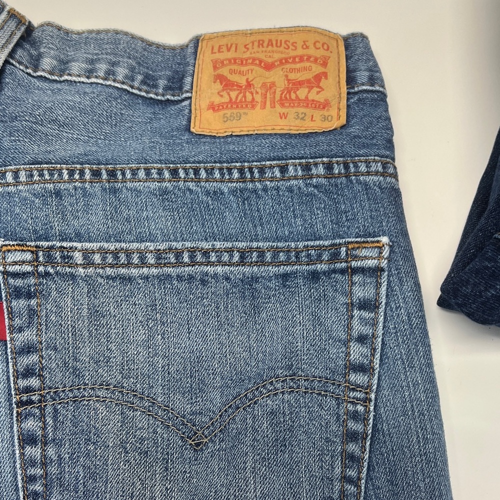 Levi's 559 Blue Men's Jeans size 32 x 30